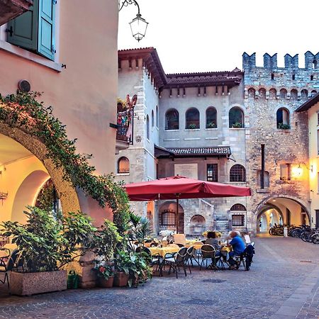 Appartamento Centro Storico Riva 2 - Happy Rentals Luaran gambar