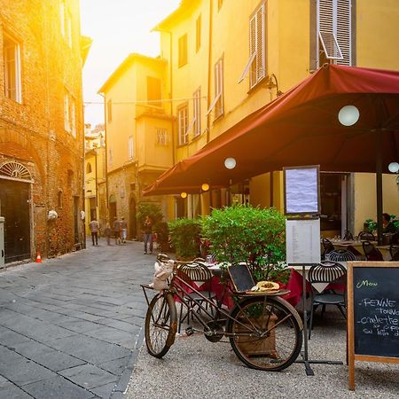 Appartamento Centro Storico Riva 2 - Happy Rentals Luaran gambar