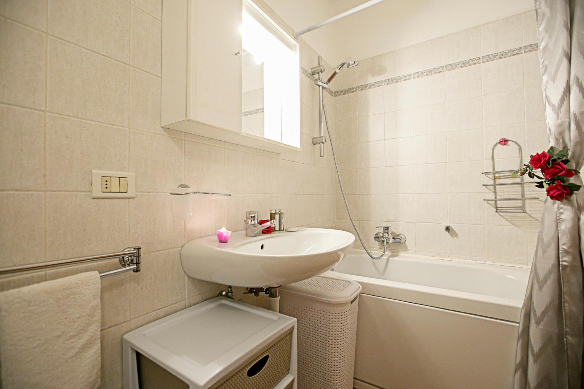 Appartamento Centro Storico Riva 2 - Happy Rentals Luaran gambar