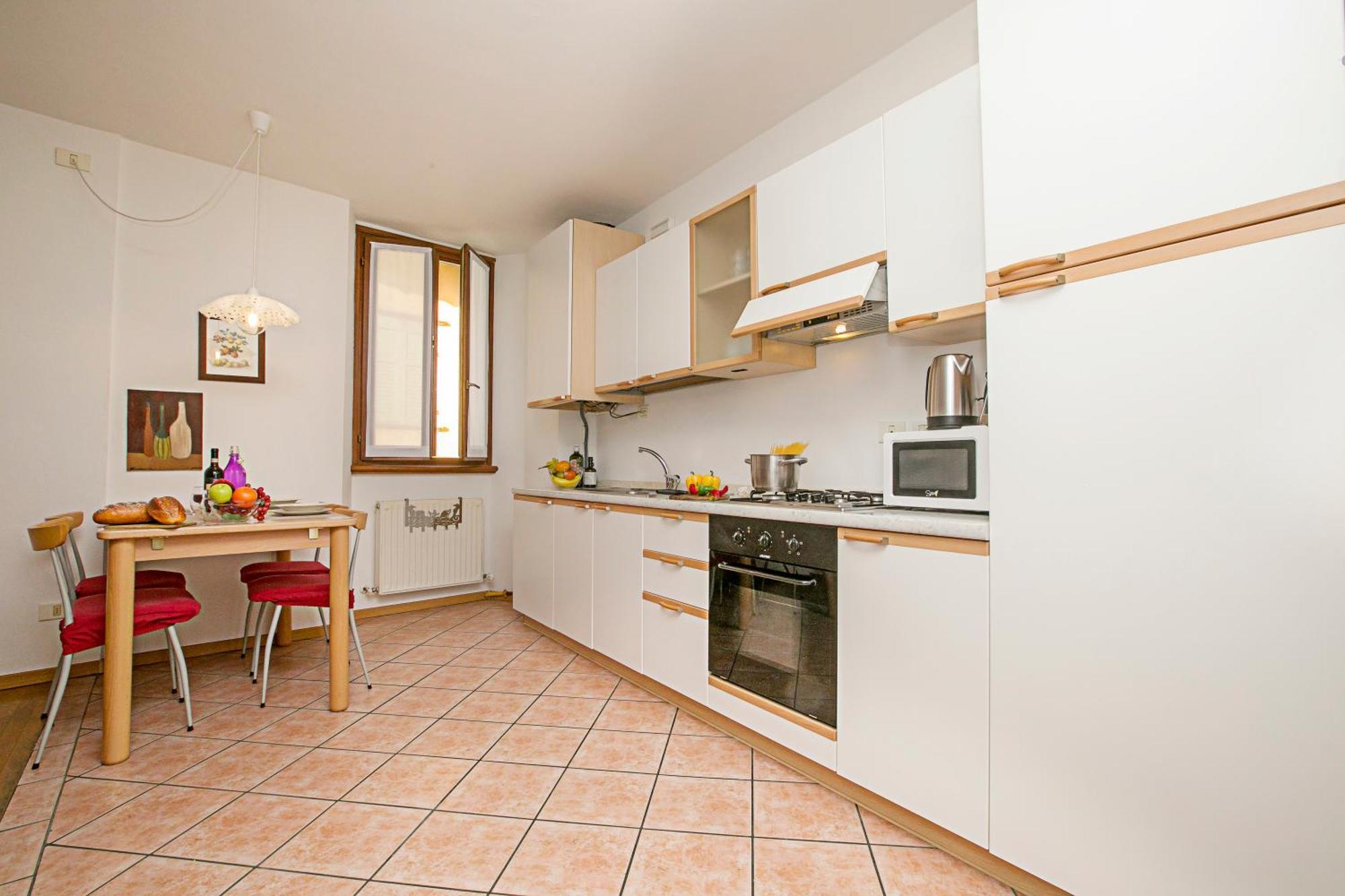 Appartamento Centro Storico Riva 2 - Happy Rentals Luaran gambar